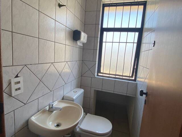 Sala para Locação em Balneário Camboriú - 4