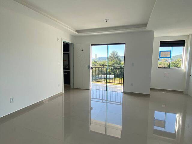 #0981 - Apartamento para Venda em Camboriú - SC