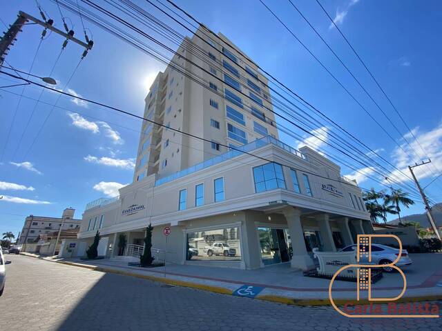 #1034 - Apartamento para Venda em Camboriú - SC