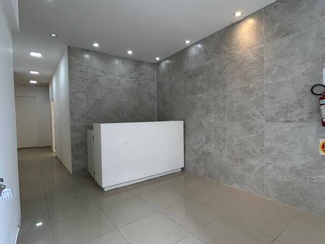 Sala para Locação em Balneário Camboriú - 2