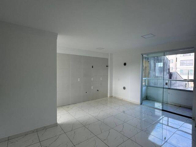 Apartamento para Venda em Camboriú - 2