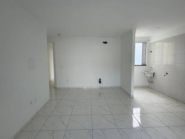 Apartamento para Venda em Camboriú - 3