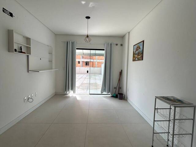 Apartamento para Venda em Camboriú - 4