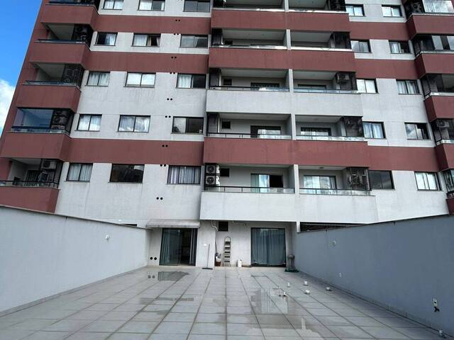 Apartamento para Venda em Camboriú - 3