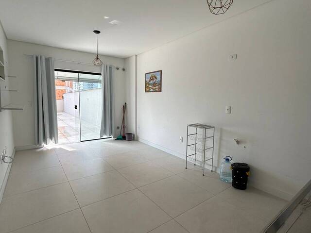 Apartamento para Venda em Camboriú - 5
