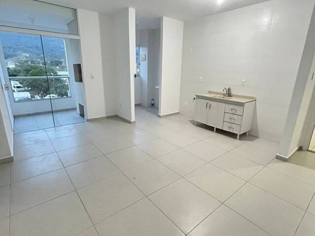 Apartamento para Locação em Camboriú - 2
