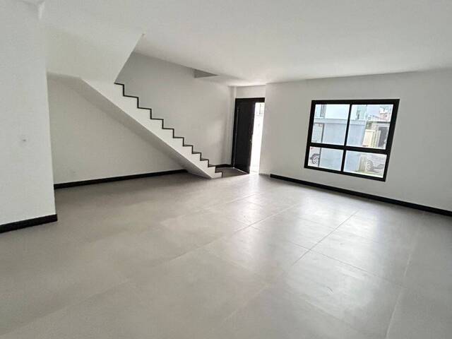 #1666 - Casa para Venda em Camboriú - SC - 3