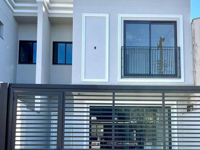 Sobrado para Venda em Balneário Camboriú - 2