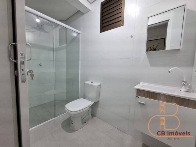 Apartamento para Venda em Camboriú - 4