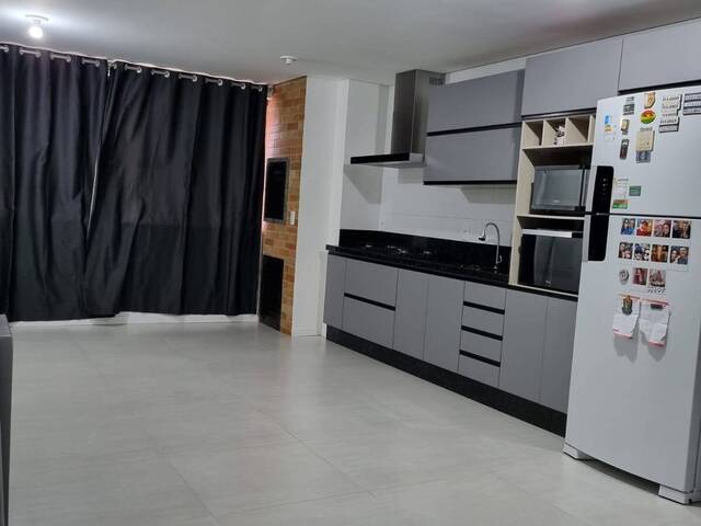 Apartamento para Venda em Camboriú - 3