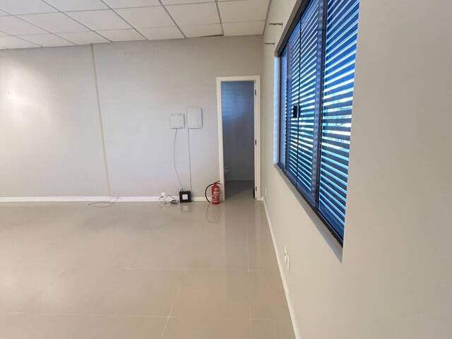 Sala para Locação em Balneário Camboriú - 5