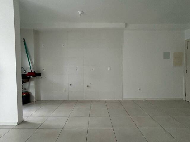 #1701 - Apartamento para Locação em Camboriú - SC - 2