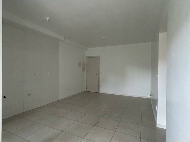 #1701 - Apartamento para Locação em Camboriú - SC - 3