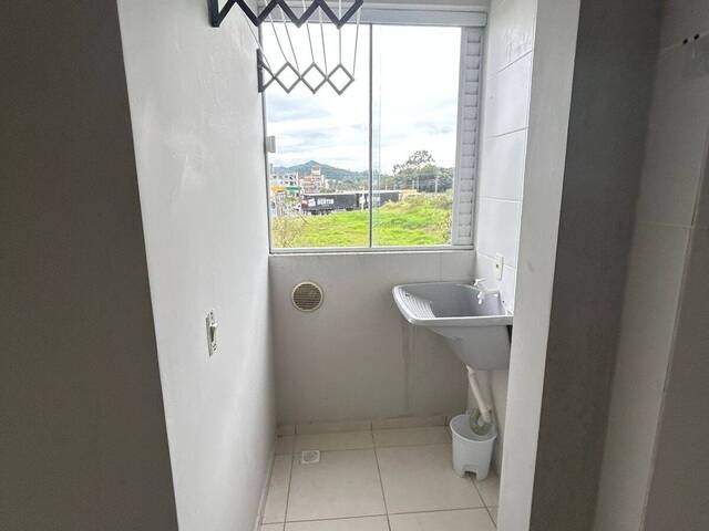 Apartamento para Venda em Camboriú - 4