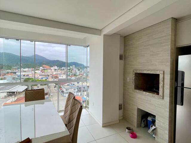 Apartamento para Venda em Camboriú - 4