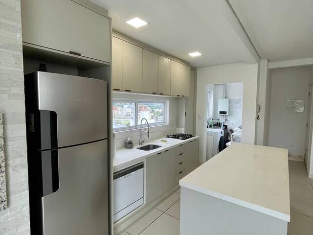Apartamento para Venda em Camboriú - 3