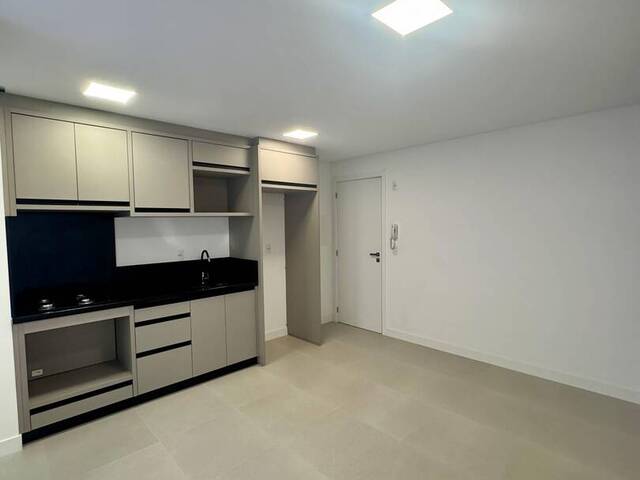 Apartamento para Locação em Camboriú - 4