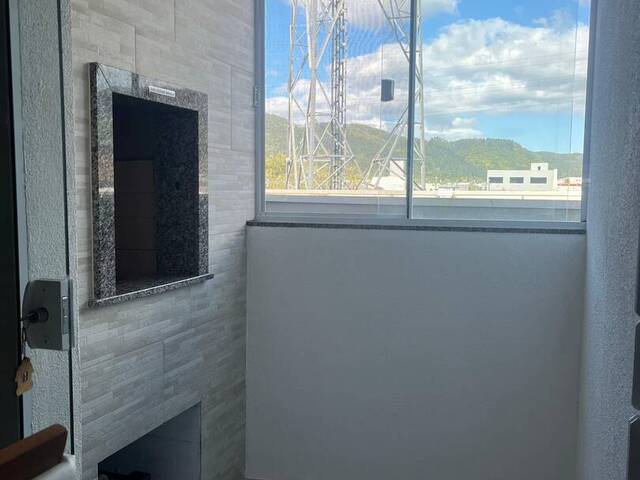 Apartamento para Venda em Camboriú - 4