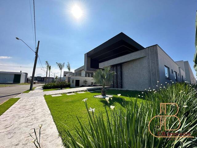 Casa em condomínio para Venda em Camboriú - 2