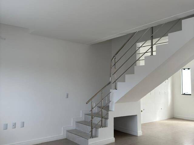 #1236 - Sobrado para Venda em Camboriú - SC - 3