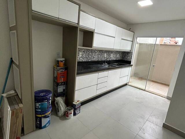 Sobrado para Locação em Camboriú - 4