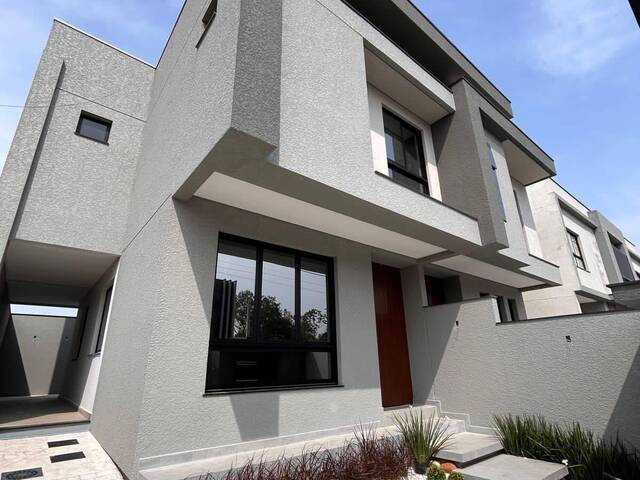 #1810 - Sobrado para Venda em Camboriú - SC - 2