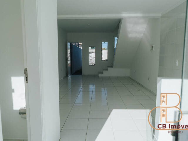 Sobrado para Venda em Camboriú - 5