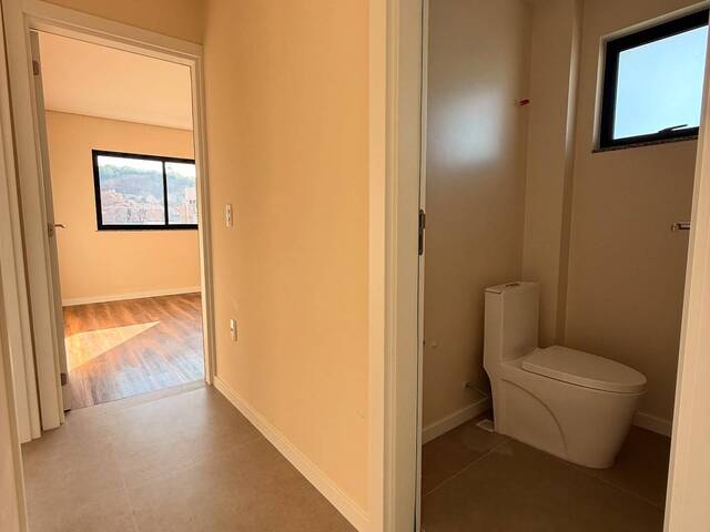 Apartamento para Venda em Camboriú - 4