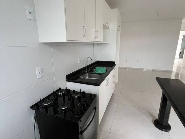 Apartamento para Venda em Camboriú - 4