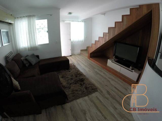 Sobrado para Venda em Camboriú - 5