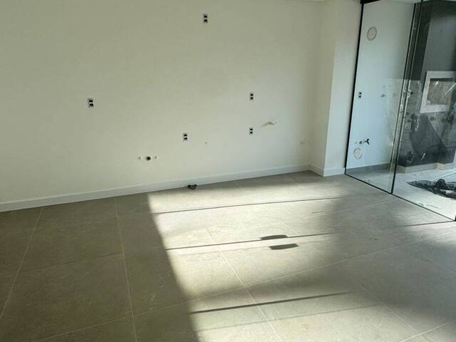 Apartamento para Venda em Camboriú - 5