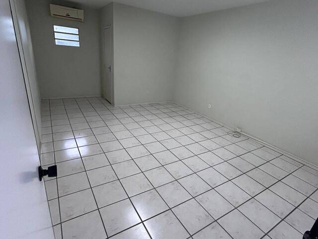 Sala para Locação em Camboriú - 4
