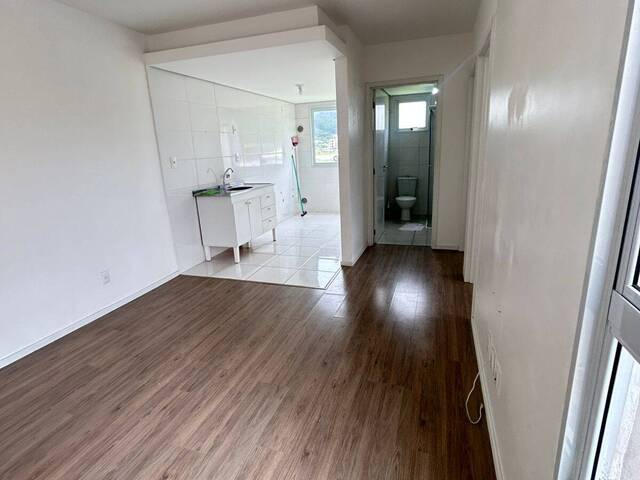 Locação em Rio Pequeno - Camboriú