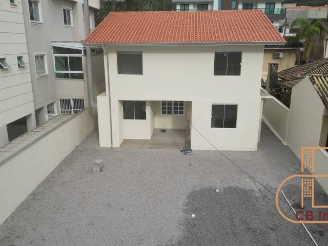 #1861 - Kitnet para Locação em Bombinhas - SC - 2