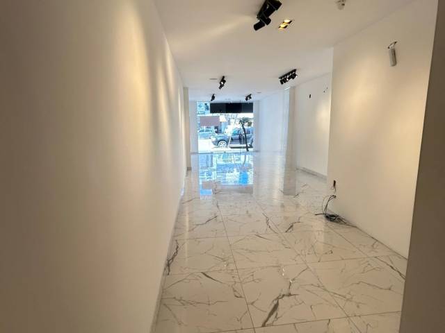 Sala para Locação em Balneário Camboriú - 5