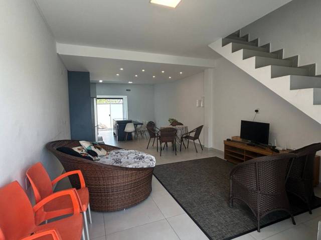 #1879 - Sobrado para Venda em Camboriú - SC - 1