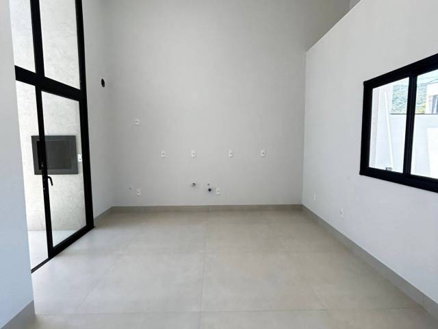 Casa para Venda em Camboriú - 4