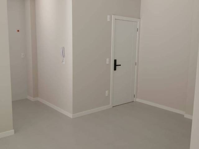 Apartamento para Venda em Camboriú - 4