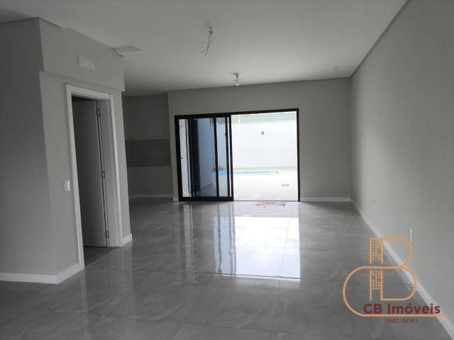 #1513 - Sobrado para Venda em Camboriú - SC - 1