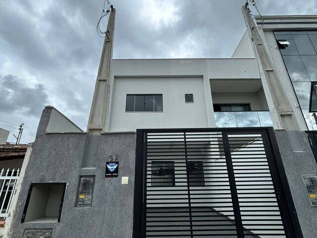 #1830 - Sobrado para Venda em Camboriú - SC