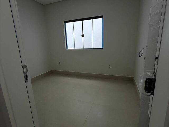 Casa para Venda em Camboriú - 5