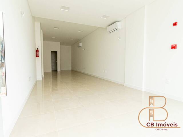 Sala para Locação em Balneário Camboriú - 2