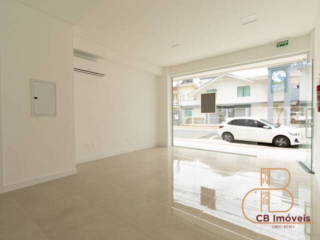 Sala para Locação em Balneário Camboriú - 4