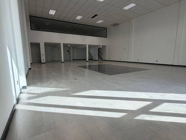 Galpão para Locação em Balneário Camboriú - 2