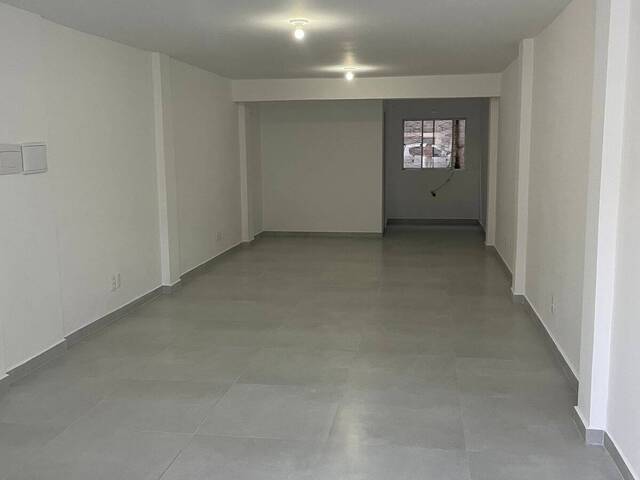 Sala para Locação em Balneário Camboriú - 3