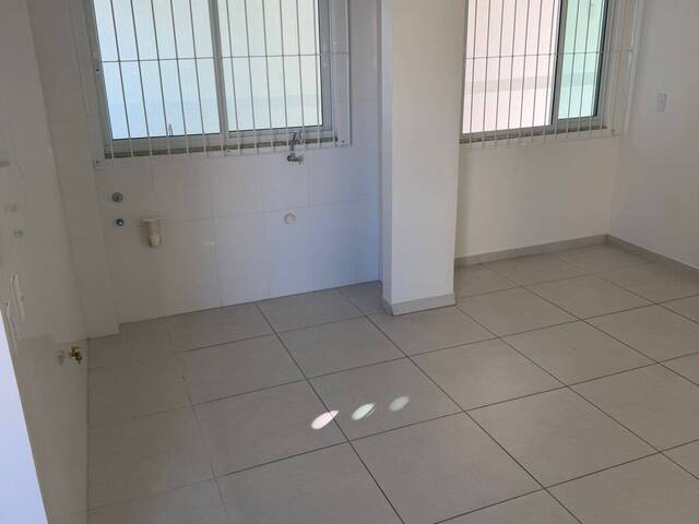 #1941 - Kitnet para Locação em Balneário Camboriú - SC - 2