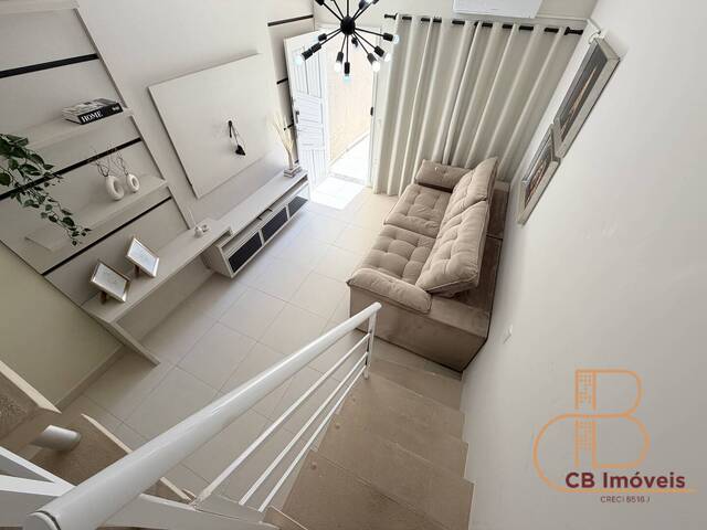 Sobrado para Venda em Camboriú - 2