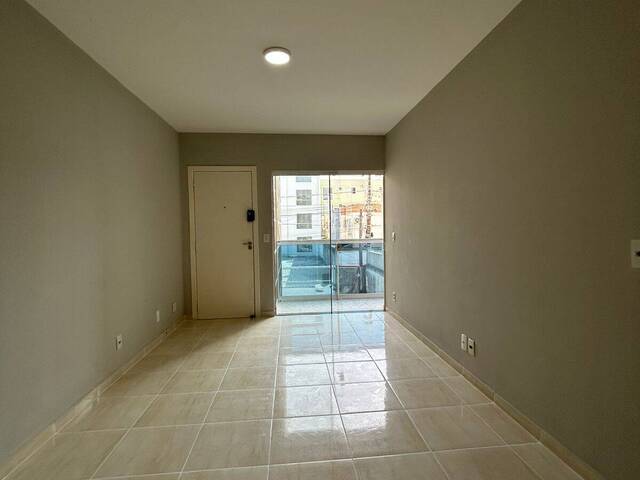 Apartamento para Venda em Camboriú - 4