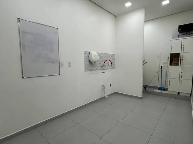 Sala para Locação em Balneário Camboriú - 5