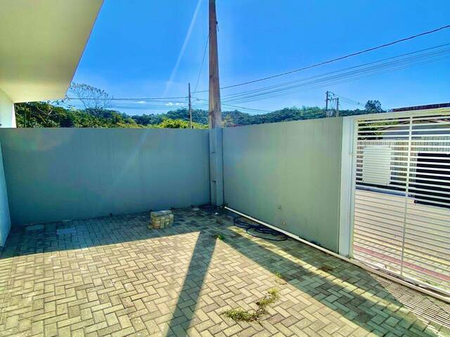 Sobrado para Locação em Camboriú - 2